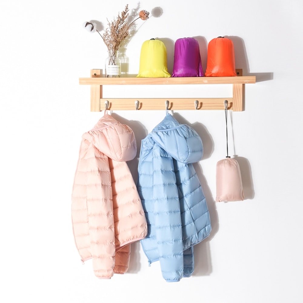 New 2023 Fashion Puffer Jacket Women Ultra Lightweight Hooded Short Coat Wind Resistant And Breatha 1