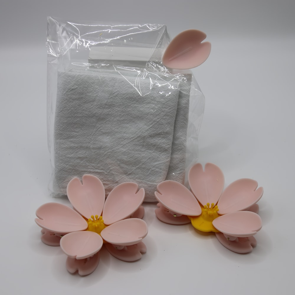 Sakura Magnetic Bag Kitchen Storage Clips Decorative Moisture Proof Food Sealing Clip 1