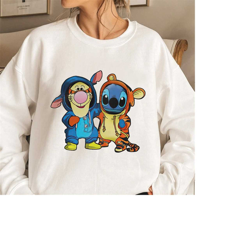 Disney Stitch And Tigger Cute Friends T-Shirt, Disney Friends T-shirt, Disneyland Family Vacation, Winnie The Pooh Hoodi 1.jpg