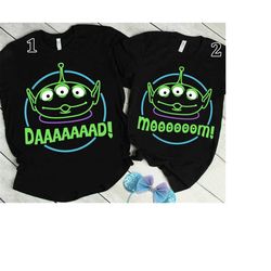 retro 90s alien toy story mom dad shirt,disney alien dad and mom tee,disney father mother matching tshirt,disneyland fa
