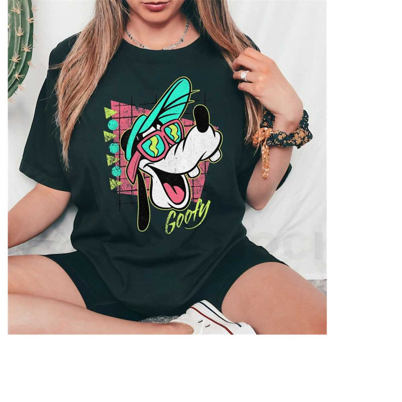 Retro 90s Disney Goofy Portrait Graphic T-Shirt, A Goofy Movie T-Shirt, Disneyland Family Matching Shirts, Disney World.jpg
