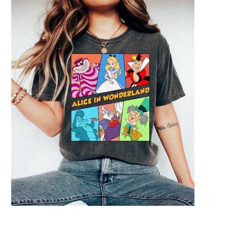 Retro 90s Vintage Disney Alice In Wonderland Group Characters Shirt, Alice,Cheshire Cat,Mad Hatter,Queen Of Hearts, Disn.jpg