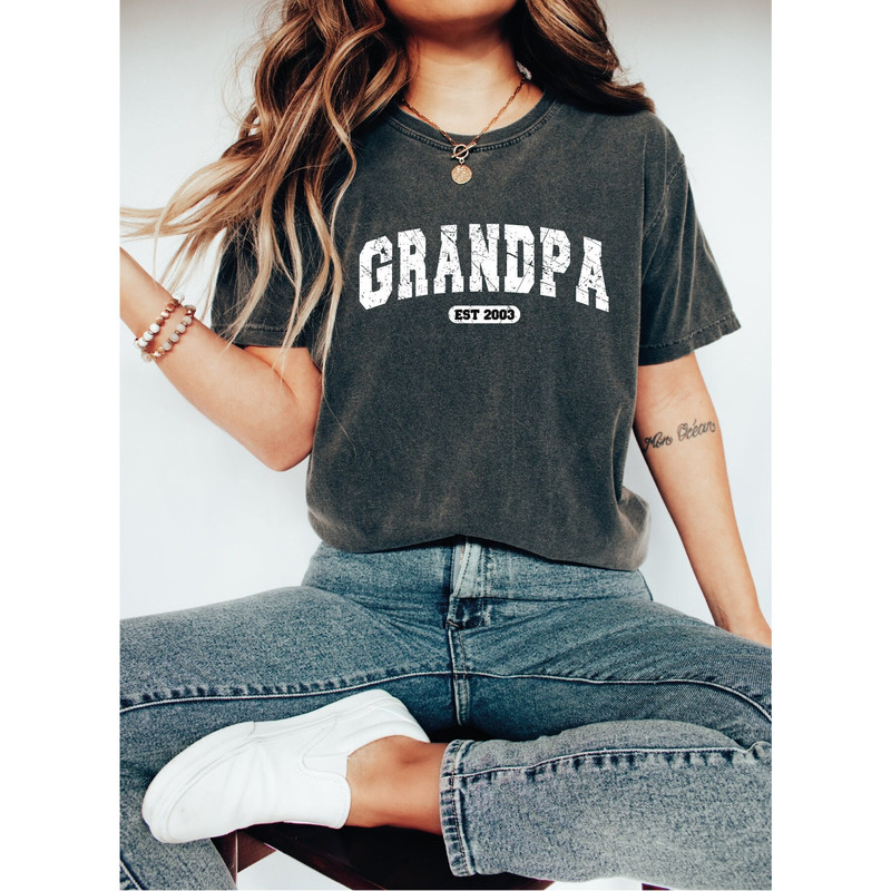 Retro Custom Grandpa Shirt, Cool Grandpa Shirt, Gift for Grandparents, Gift for Grandpa, Chrismas Shirt for Grandpa, A921.jpg