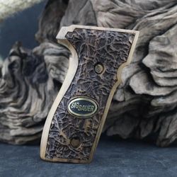 sigsauer p226 226's elite handgun walnut grips model-21