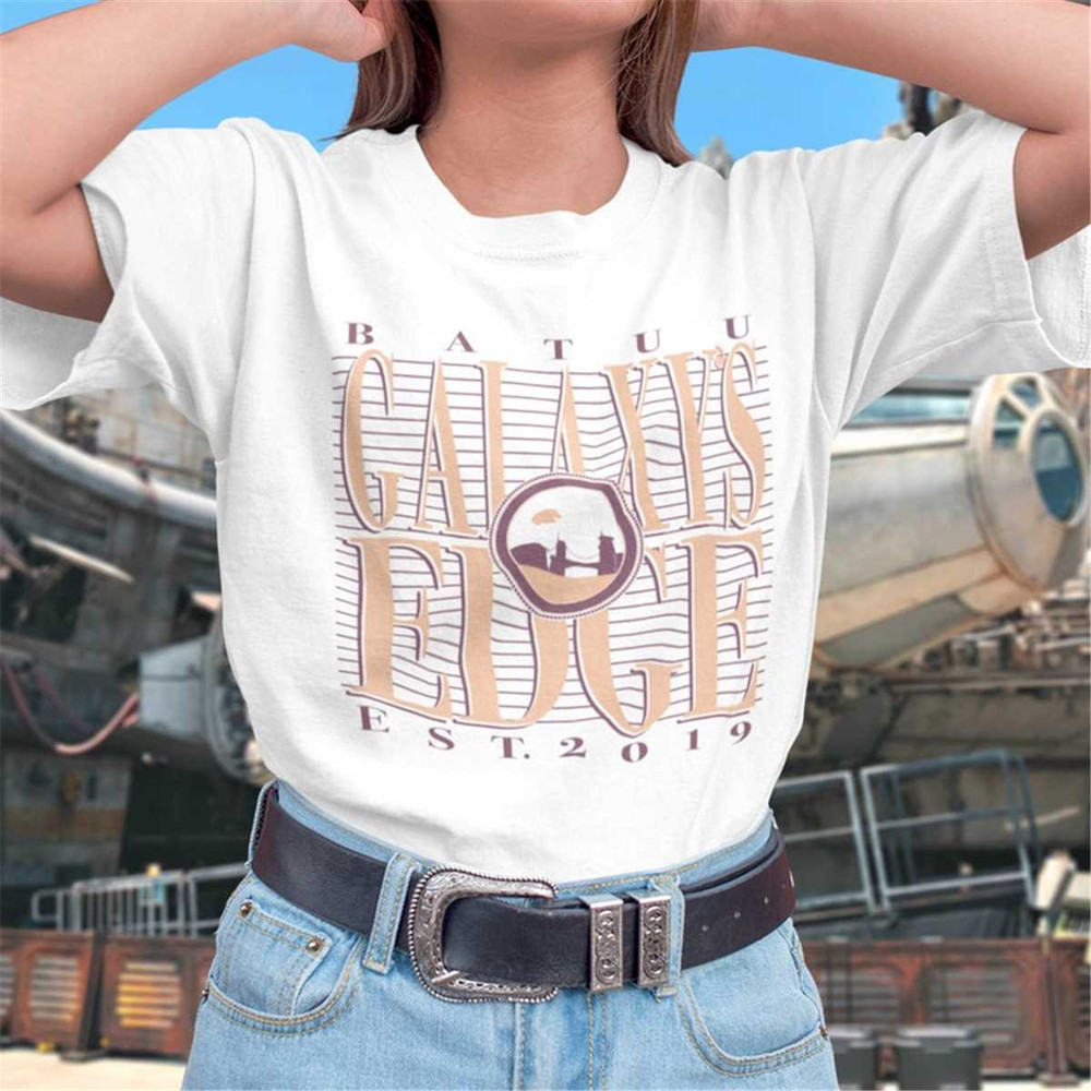Galaxy's Edge University Style T-Shirt.jpg