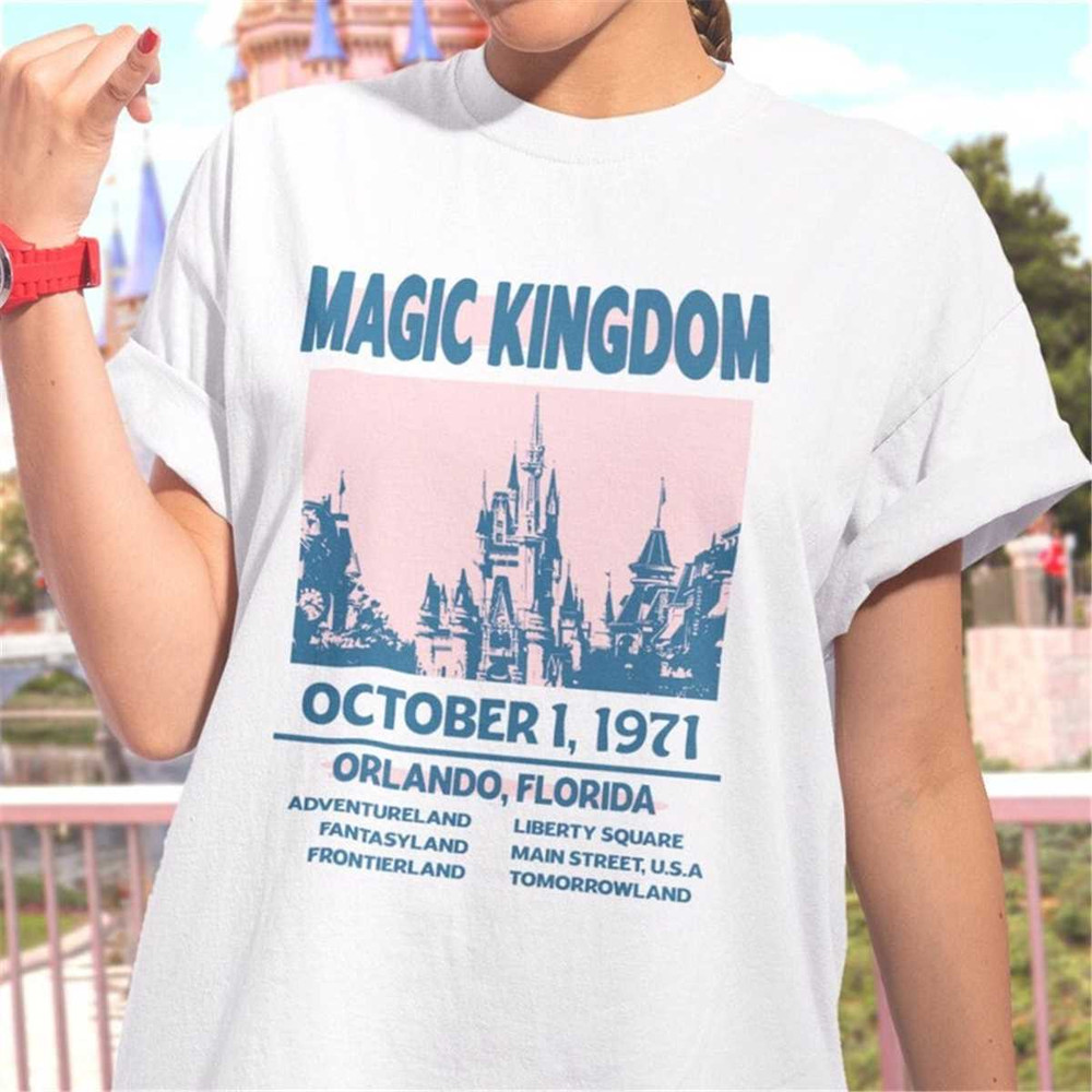 Magic Kingdom Retro World Tour Style T-Shirt.jpg