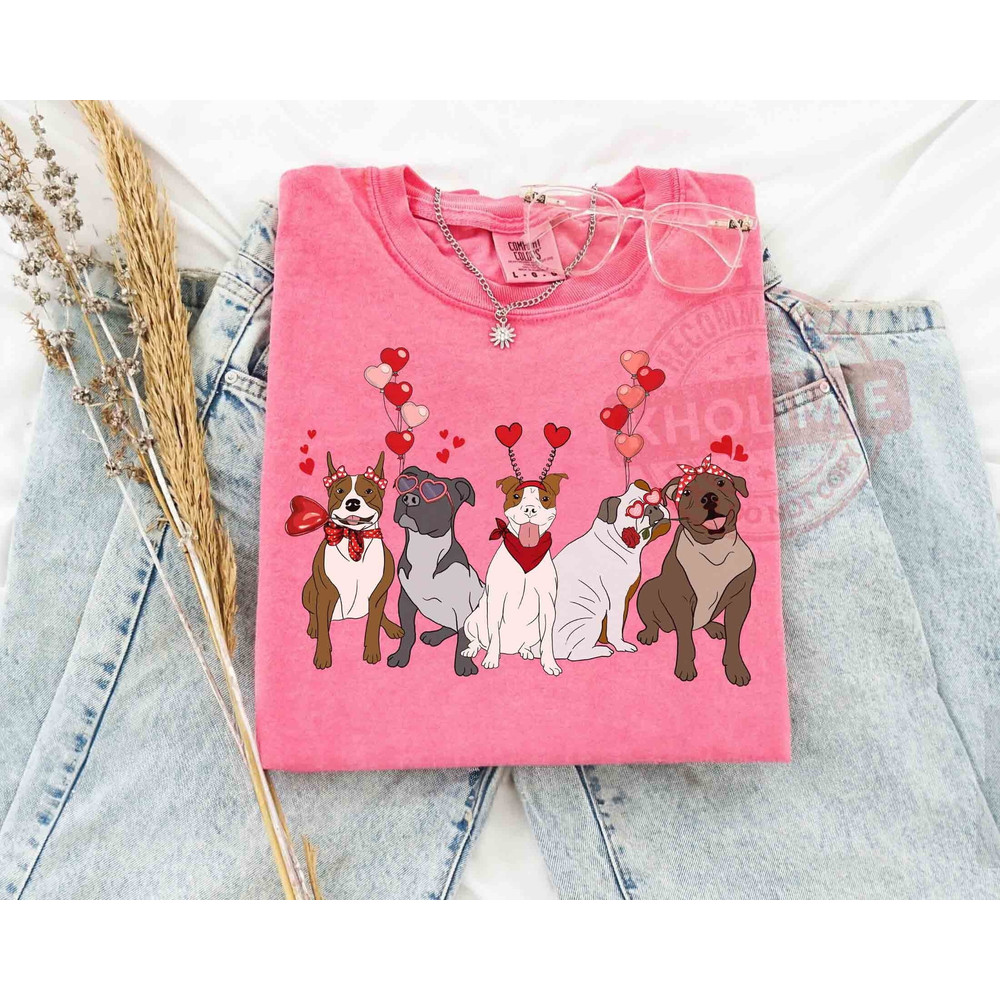 Pitbull Valentines Sweatshirt, Pitbull Lover Shirt, Valentines Dog Shirt, Dog Loves Shirt, Pitbull Mom Shirt, Dog Mom Sweatshirt.jpg