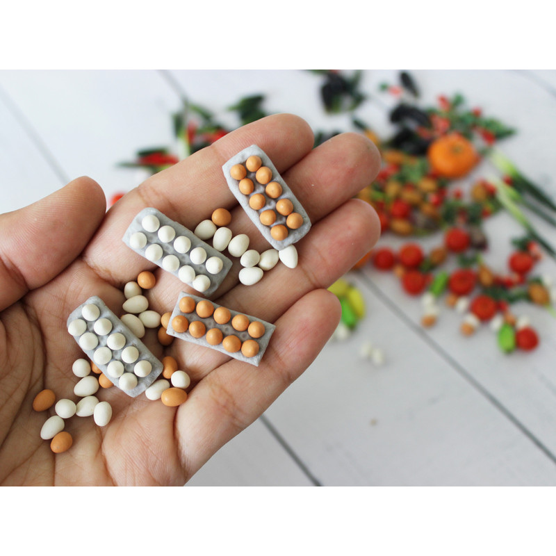 Miniature Eggs 112 Miniature Food Realistic Miniatures Food For Dolls  Dollhouse Miniatures 0