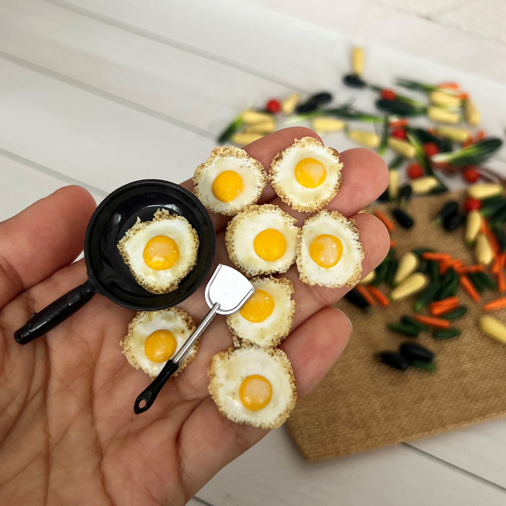 Miniature Eggs 16 Miniature Fried Egg Realistic Miniatures Food For Dolls Dollhouse Miniatures 0