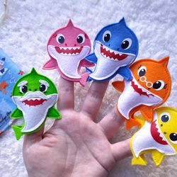 baby shark finger puppets, shark felt finger puppet, shark finger family