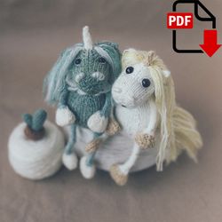 Maggy the Unicorn knitting pattern. Knitted amigurumi unicorn step by step tutorial. DIY horse pocket toy. English PDF.