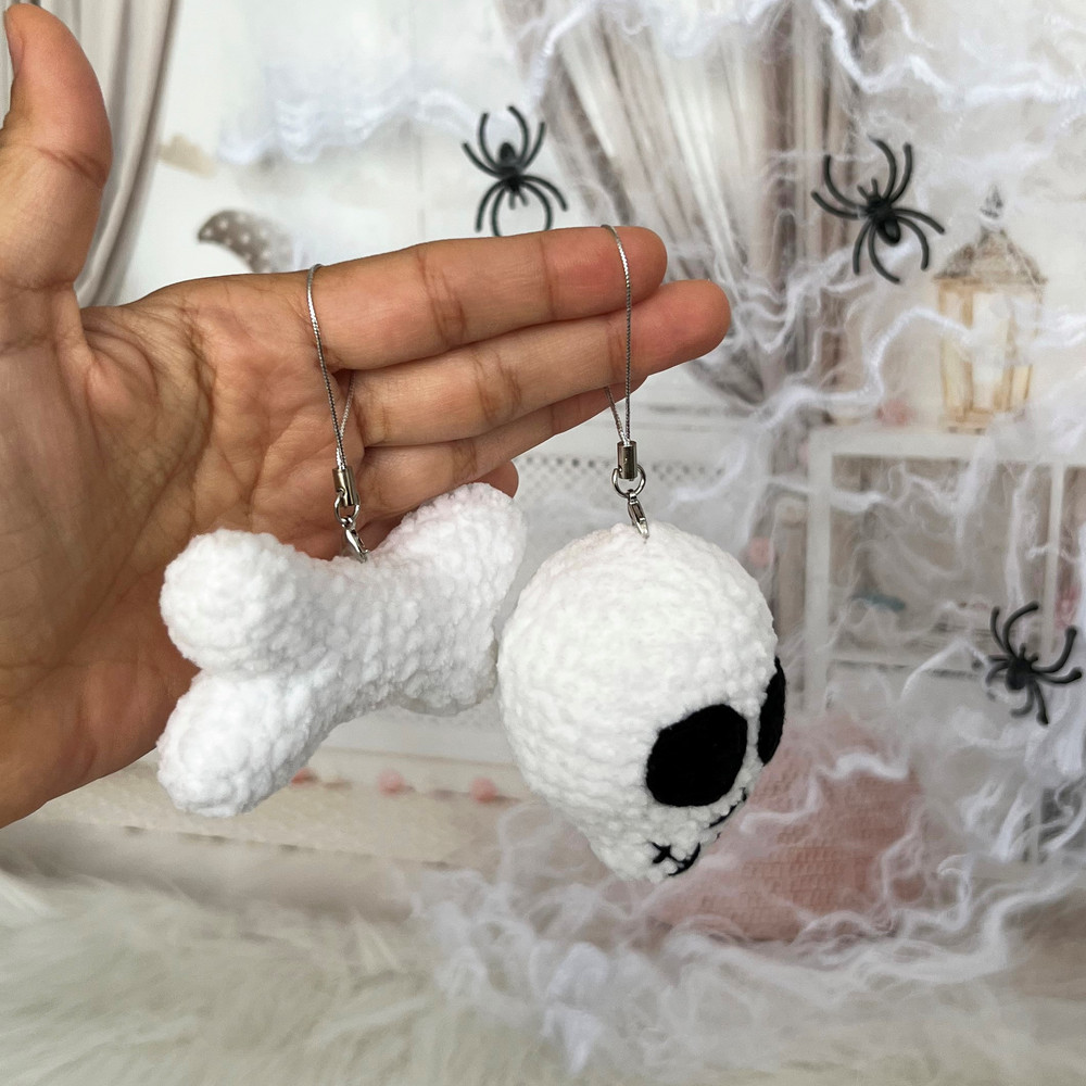 CROCHET PATTERN Keychain Skull Toy Keychain Bone Toy Halloween Decor Amigurumi Tutorial PDF File 3