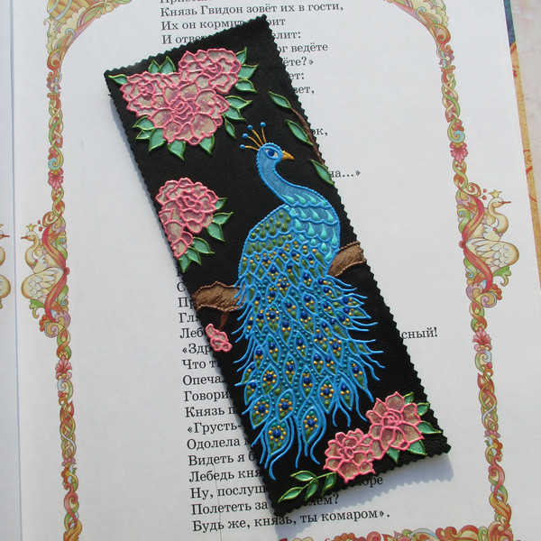 painted-leather-bookmark-bird.JPG