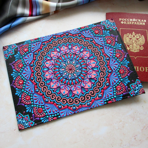 Leather-passport-cover-with-mandala.JPG