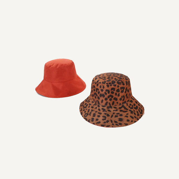 Unisex Reversible Leopard Print Bucket Hat (3).jpg
