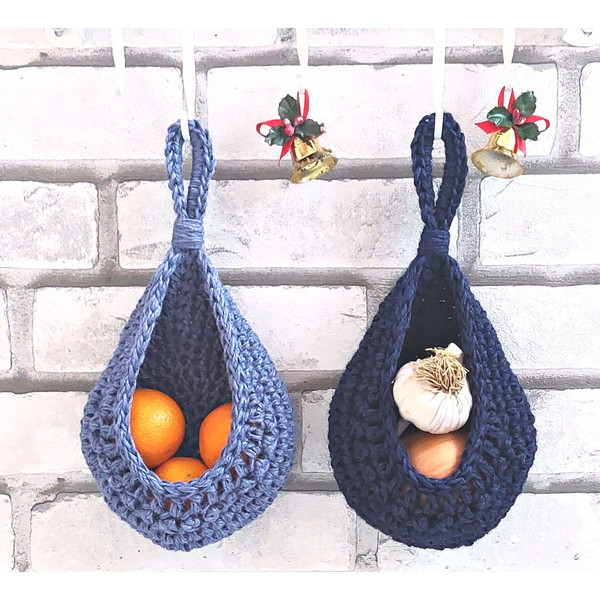 Hanging-storage-baskets-garlic-keeper.jpg