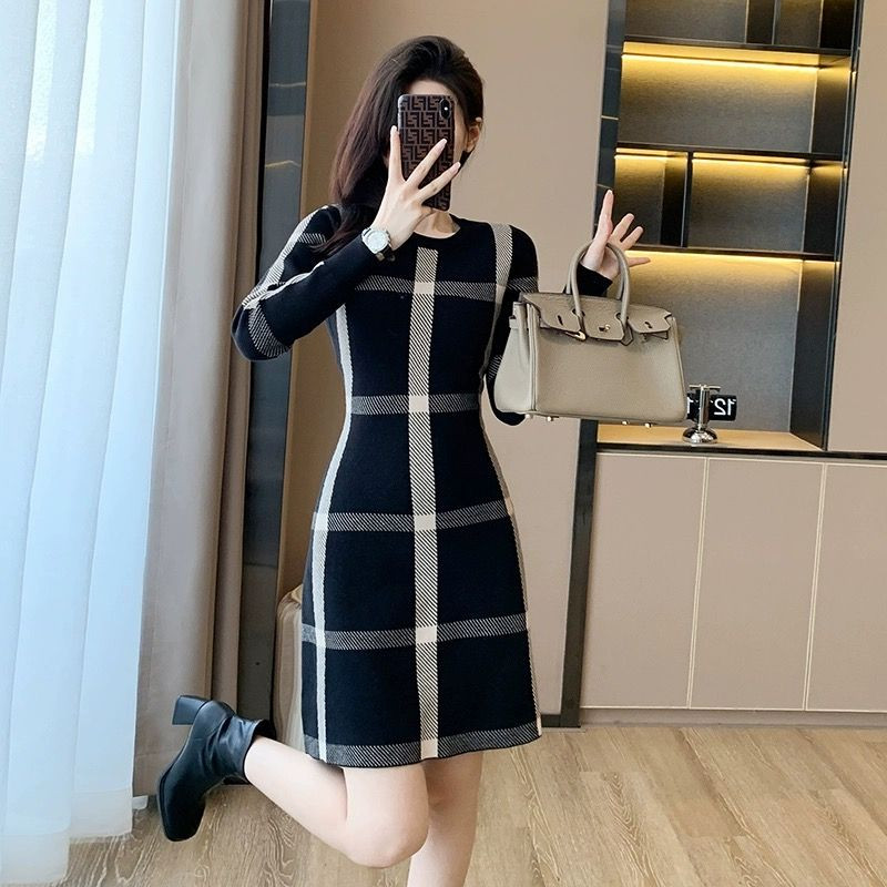 Autumn Temperament Retro, Knitted Sweater Black Bottom Skirt Winter, Autumn Dress Is Thin Casual Warm Fashion
