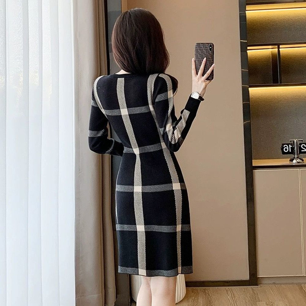 Autumn Temperament Retro, Knitted Sweater Black Bottom Skirt Winter, Autumn Dress Is Thin Casual Warm Fashion