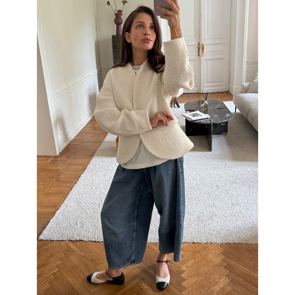 Elegant Plush V Neck Short White Coat Women Retro Casual Single Breasted Tweed Coats Female Autumn 4