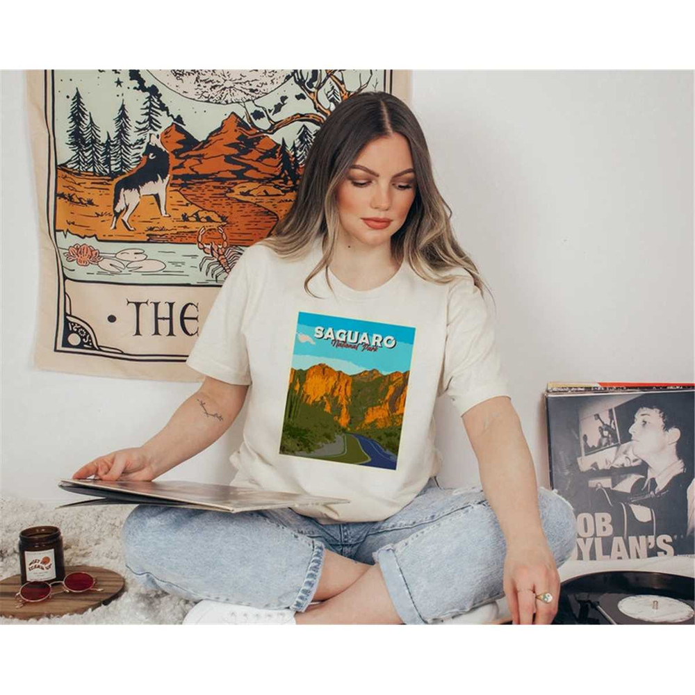 Saguaro National Park Oversized Vintage T-Shirt, National Park Shirt, Arizona T-Shirt, Saguaro Tee, Comfort Colors Shirt.jpg