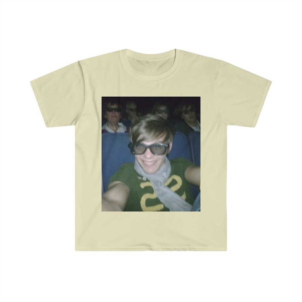 Louis Tomlinson Movie Theatre Selfie Meme T-Shirt Cursed One Direction 3.jpg