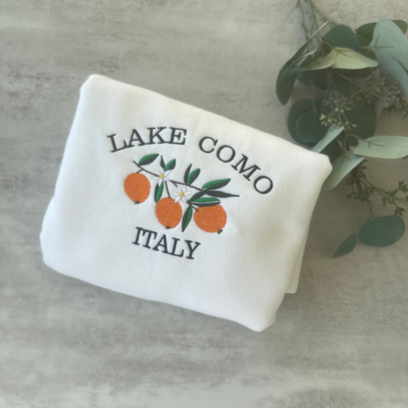 Embroidered Lake Como Sweatshirt, Lake Como Italy Sweatshirt, Italy Crewneck, Lake Como Vacay Gift.jpg