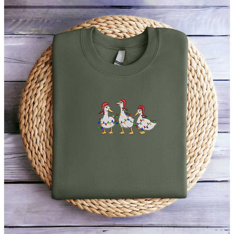 Embroidered Duck Santa Christmas Sweatshirt Christmas Duck Sweatshirt Women Christmas Sweater Crewneck Winter Sweatshirt Ugly Xmas Sweater.jpg