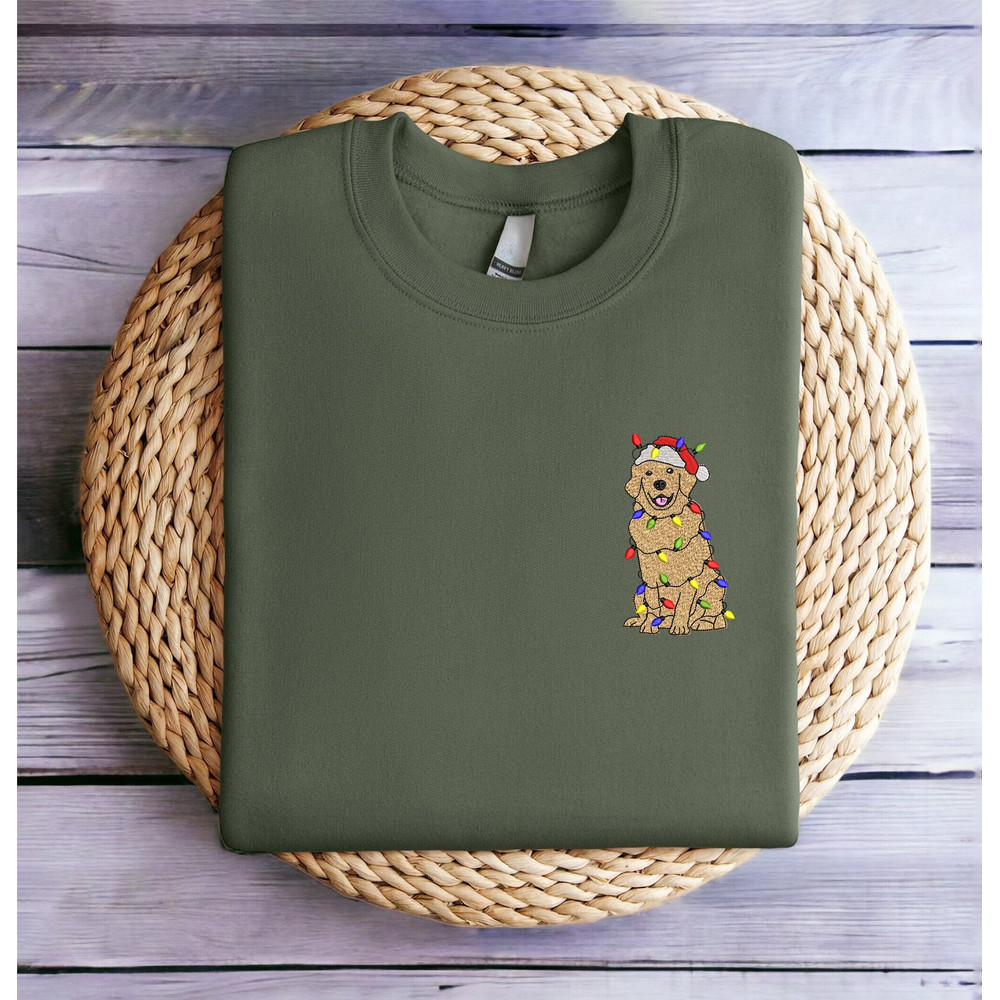 Embroidered Golden Retriever Dog Christmas Sweatshirt Christmas Dog Sweatshirt Women Christmas Sweater Crewneck Ugly Xmas Winter Sweatshirt.jpg
