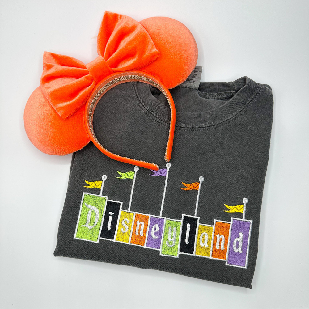 Disneyland Halloween Sign Embroidered Sweatshirt Disney Embroidered Crewneck.jpg