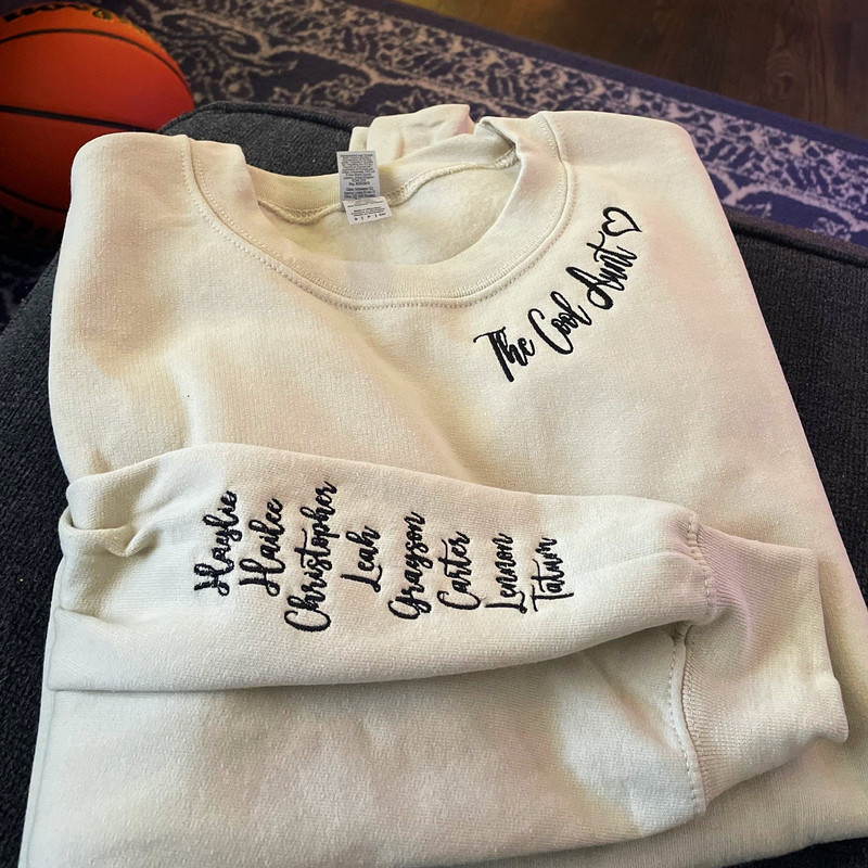 Custom Embroidered The Cool Aunt Sweatshirt with Kids Name, Personalized Nana Shirt, Minimalist Momma Sweater, Birthday Gift for Aunt.jpg