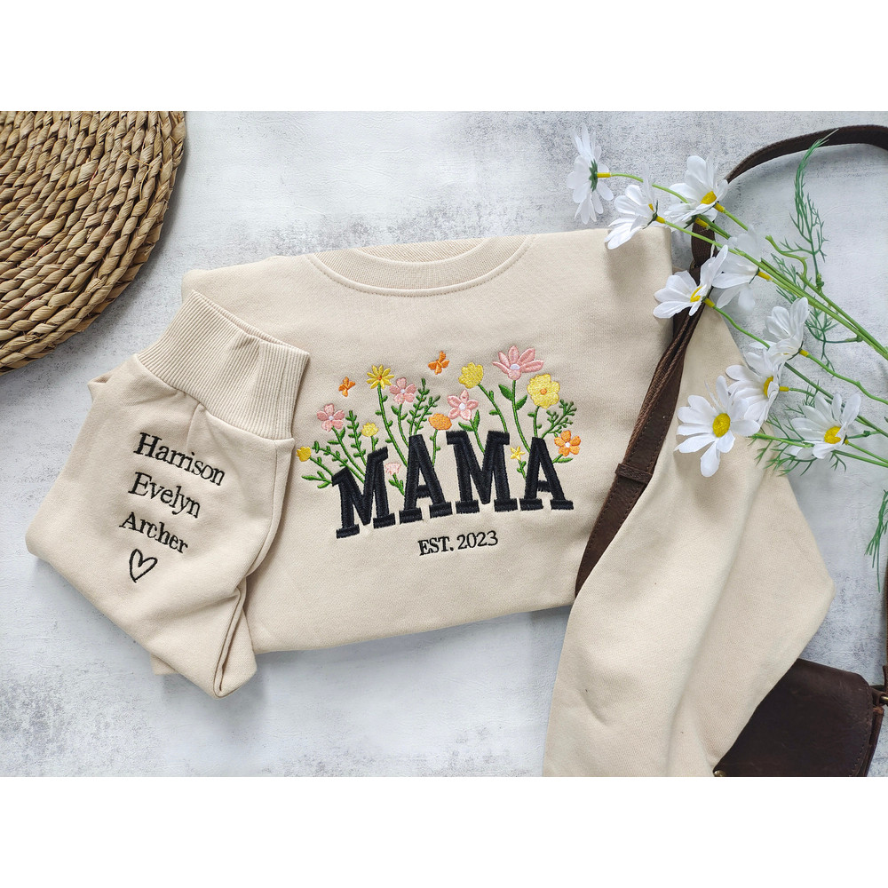 Custom Mama Embroidered Floral Sweatshirt,Custom Mama Crewneck With Kids Names, Heart On Sleeve, Gift For New Mom, Mother's Day Gift.jpg