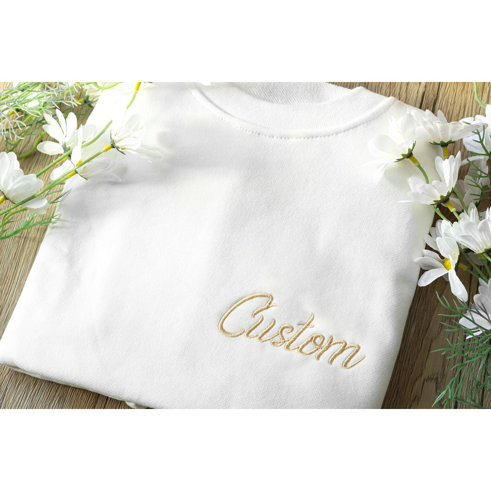 Custom Text embroidered sweatshirt,Personalized Sweatshirt,embroidered crewneck ,anniversary gift.jpg