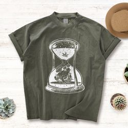 oversized crewneck vintage unisex frog tshirt,aesthetic tshirt,mushroom art,frog and toad shirt,frog gifts