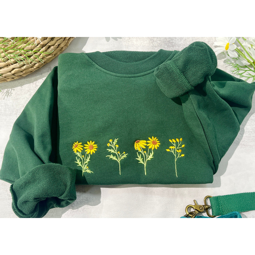 Round neck sunflower embroidered sweatshirt, embroidered sweatshirt vintage, sweatshirt women's trend, anniversary gift,Gift for MAMA.jpg
