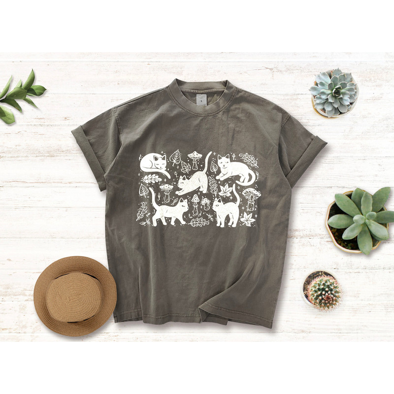 Vintage Cat Mushroom Art Hand Printed Personalized Unisex Tshirt,Art prints,Gift for cat Lover,Personalized Gifts For Her,Cat Lover's Gift.jpg