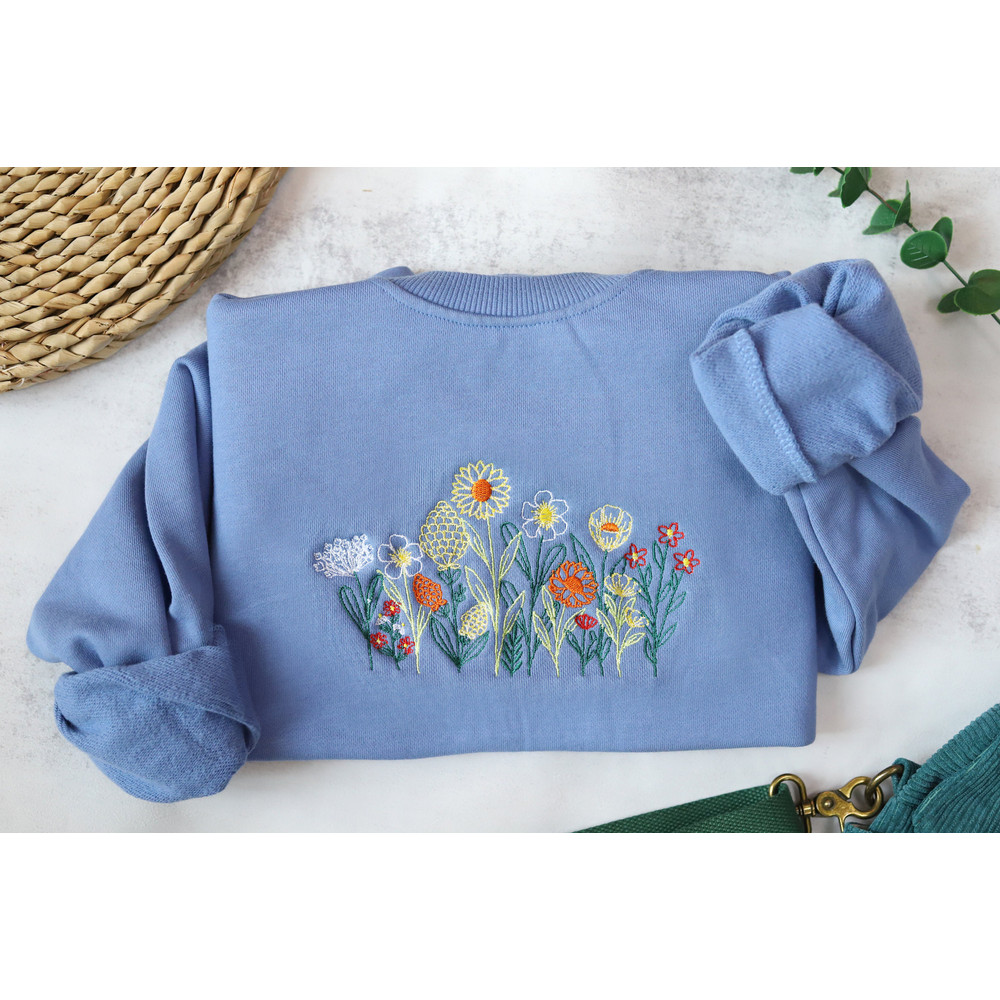 Wildflowers embroidered crewneck,Vintage Sweatshirt,Fine Line,floral embroidered sweatshirt,Gifts for Women, Friends, Gift for MAMA.jpg