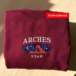arches national park sweatshirt, utah vintage crewneck embroidered