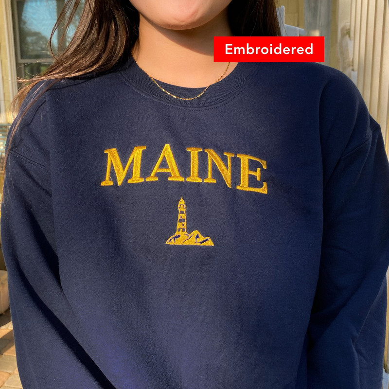 Maine vintage crewneck sweatshirt embroidered, lighthouse sweater.jpg