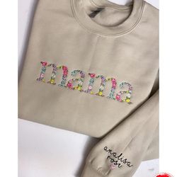 Mama Embroidered Sweatshirt, Mama Floral Embroidered Crewneck with Flower Letter, Mama Floral with Childrens names on Sl