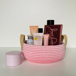 Soft pink Round basket with leather handles 3.5'' x 8.7''
