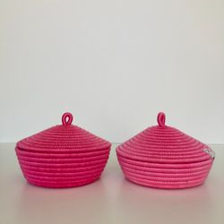 Pink storage basket with lid 3.7'' x 6''