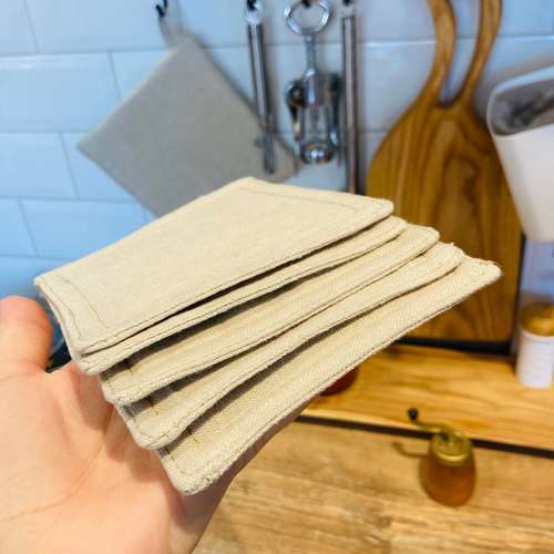 Set of 5 linen coasters