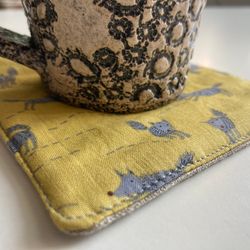 Coasters with wolf Set of 4 Linen-cotton coasters 4.5'' x 4.5''