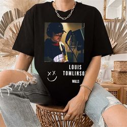 vintage louis tomlinson walls shirt, louis tomlinson merch ,one direction shirt, one direction gift, shirt for fan louis