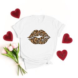 leopard lip shirt, valentines day shirt, cheetah lip,  xoxo valentines day shirt ,lips kiss tee, cute valentine shirt, c