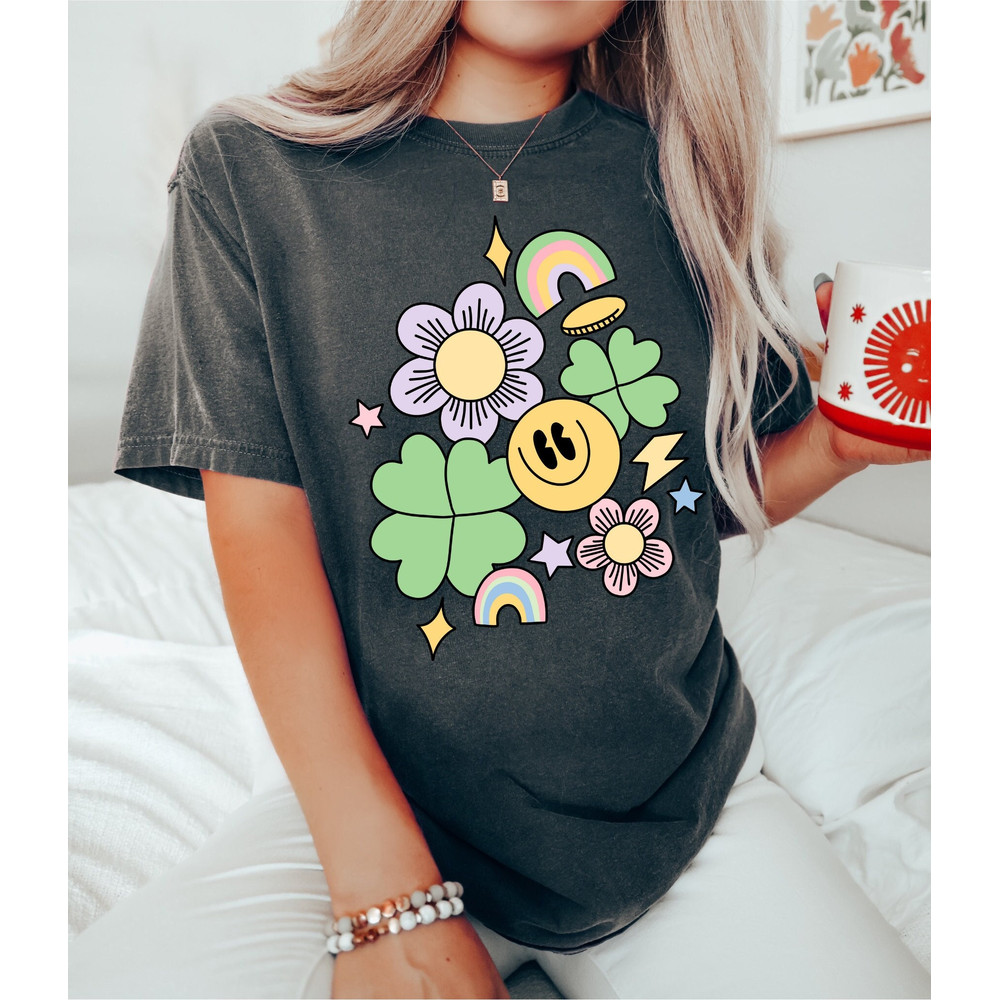 Comfort Colors,Retro St Patrick's Day Shirt, Womens Cute Distressed St Patty's Day T-Shirt, St Pattys Day Party Shirt, lucky smiley face.jpg