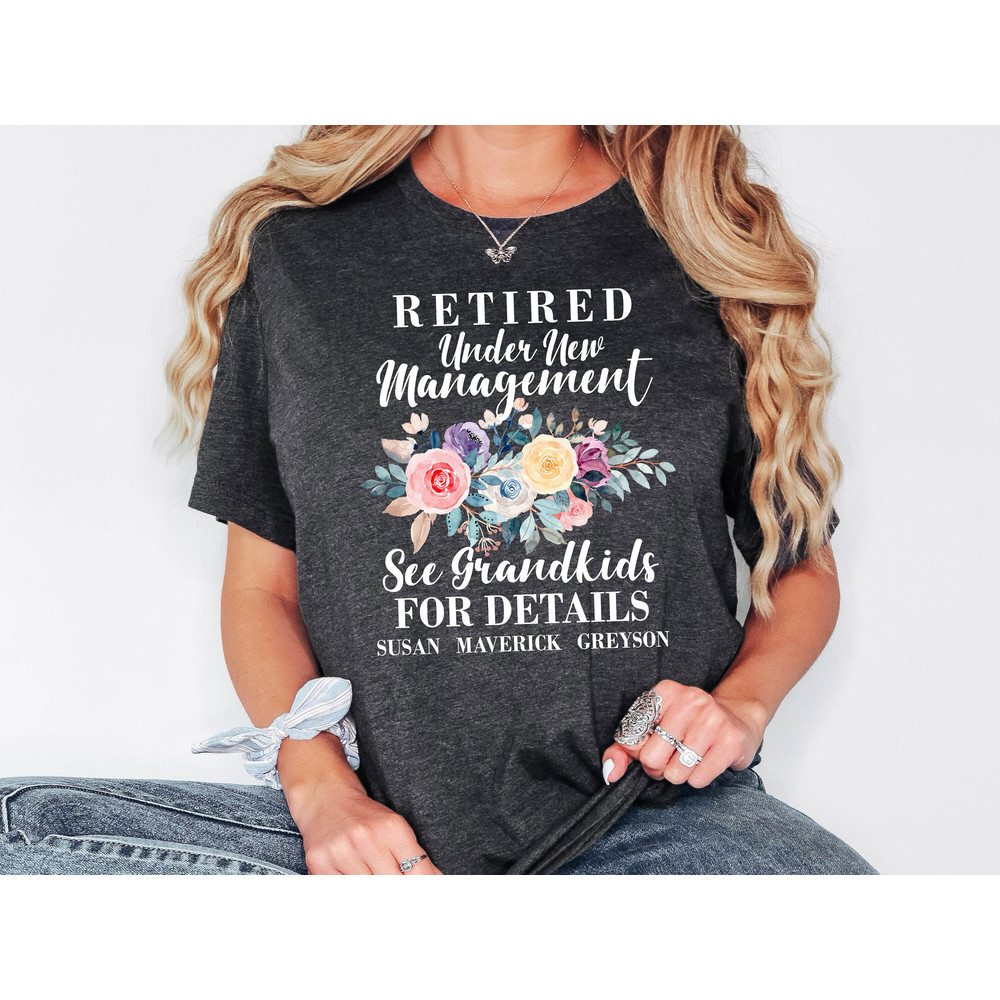 Retired Grandma Shirt, Personalized Retired T-shirt, Retirement Gift For Women, Funny Retirement Gift, Retiree Sweatshirt, Retirement Party.jpg