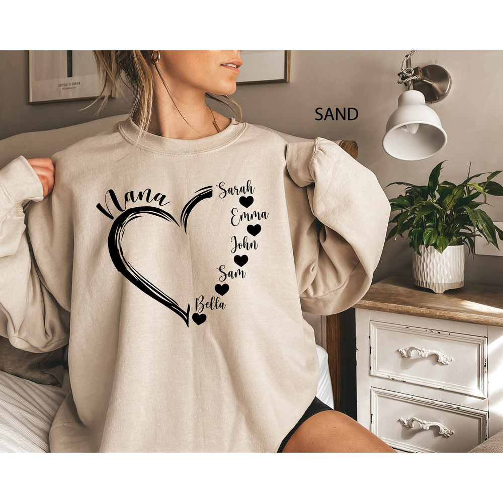 Custom Nana Heart with Children Names Sweatshirt, Custom Nana Sweatshirt, Personalized Nana Apparel, Mother's Day Gift, Nana Crewneck.jpg