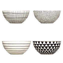 Thyme & Table Servware Black & White Assorted Stoneware Round Bowls, 4 Pack