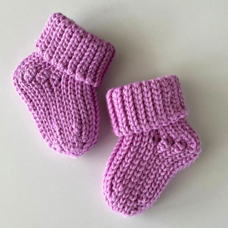 Crochet Baby Socks Pattern Warm Winter Socks Newborn Baby Girl Boy Unisex 3 Sizes Up Newborn To 12 Months 2